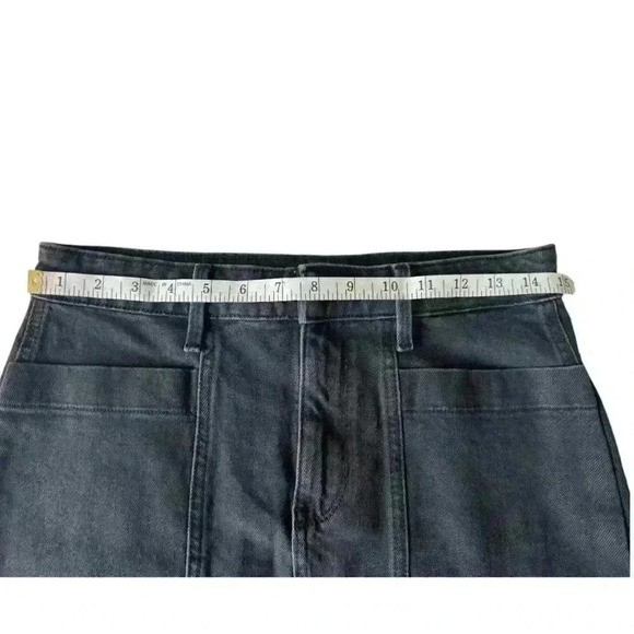 OLD NAVY Black Jack denim mini jean skirt - utility pocket- women’s size 4 - Picture 4 of 8